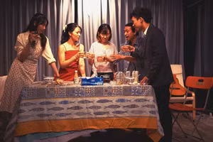 Vở kịch 'Những đối thoại thường nhật' với những tình tiết đời thường tự nhiên như không phải diễn.