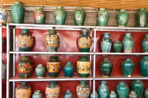 Sau 11 năm, ông Khoang đã có hơn 18.000 cổ vật.