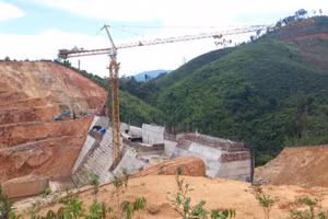 Dự án hồ chứa nước Đăk Pokei vẫn đang được xây dựng.
