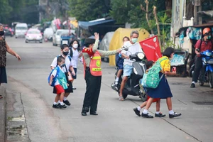 Học sinh Thái Lan trở lại trường sau thời gian dài học trực tuyến.