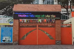 Học sinh Trường Tiểu học Võ Văn Tần Quận 6 tạm nghỉ học từ ngày 1/12 để phòng dịch Covid-19 cho đến khi có thông báo mới. Ảnh minh hoạ T.Lê