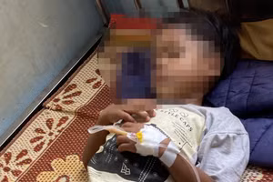 Bệnh nhân đang được theo dõi, điều trị tại bệnh viện.