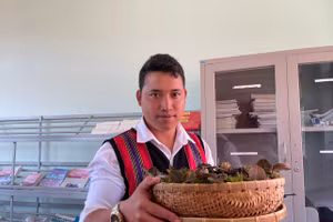 Củ sâm 30 năm tuổi mà anh A Nguyễn Ngọc Thiệt đưa đi tham gia hội thi.