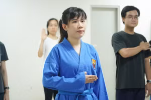 Lớp học được tổ chức để giúp nhân viên y tế có sức khỏe hỗ trợ bệnh nhân tốt hơn