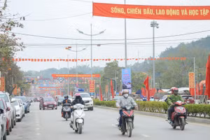 Dịp Tết Nguyên đán, lượng người về các miền quê ăn Tết tăng cao, nguy cơ bùng phát dịch bệnh mạnh. (Ảnh minh họa).