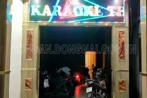 Quán Karaoke "Thu Hằng" bị lực lượng chức năng xử phạt vì hoạt động chui giữa mùa dịch COVID-19. (Nguồn ảnh: Công an tỉnh Đồng Nai)