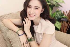 Angela Phương Trinh với phong cách mới.