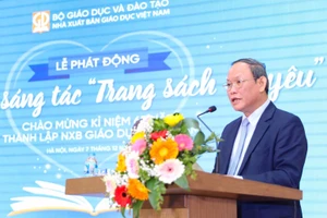 Ông Nguyễn Đức Thái, Chủ tịch Hội đồng thành viên NXBGDVN phát động cuộc thi. 