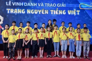 Học sinh Lào Cai tham dự Hội thi Trạng Nguyên tiếng Việt.