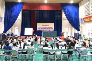 Hội thảo thu hút sự quan tâm của giáo viên, phụ huynh. 