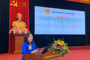 Thứ trưởng Ngô Thị Minh phát biểu khai mạc Hội thảo.