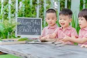 Cho con sự lựa chọn sẽ giúp con giải quyết vấn đề. Ảnh minh họa.