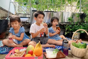 Cha mẹ cần giúp bé chuẩn bị trước mỗi chuyến đi. Ảnh minh họa