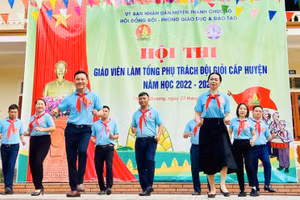 Một buổi tập huấn công tác Đội do Phòng GD&ĐT huyện Thanh Chương, Nghệ An tổ chức. Ảnh: NVCC