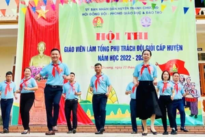 Một buổi tập huấn công tác Đội do Phòng GD&ĐT huyện Thanh Chương, Nghệ An tổ chức. Ảnh: NVCC