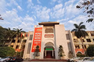 Thông báo tuyển dụng