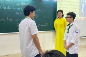 Một lớp học của Trường THPT Hoàng Cầu (Đống Đa, Hà Nội). Ảnh: Website nhà trường