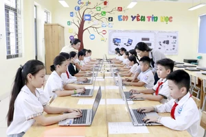 Qua khảo sát, nhiều học sinh lựa chọn môn Tin học để thi tốt nghiệp THPT năm 2025. Ảnh: ITN