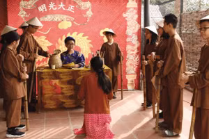 Tác phẩm Tắt đèn của Ngô Tất Tố được học sinh hóa thân vào các nhân vật. Ảnh: ITN