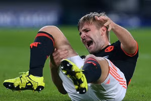 Luke Shaw gần như phải nói lời giã từ sự nghiệp vào năm 2015.