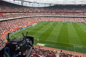 Công nghệ hiện đại đang được áp dụng vào các trận đấu Ngoại hạng Anh.