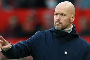 Erik ten Hag bóc mẽ lối chơi của Newcastle. 