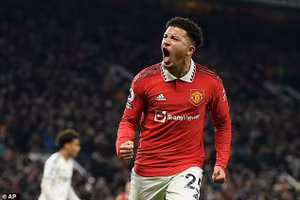 Màn trở lại chưa trọn vẹn của Jadon Sancho.