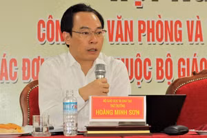 Thứ trưởng Hoàng Minh Sơn phát biểu chỉ đạo Hội nghị công tác Văn phòng và truyền thông.