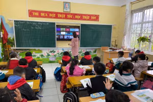 Học sinh tại huyện Việt Yên trong giờ học đầu tiên sau nghỉ Tết Nguyên Đán.