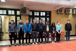 Các đối tượng trong đường dây đánh bạc.