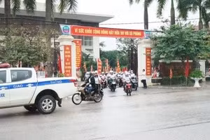 Ra quân đảm bảo vệ sinh môi trường.