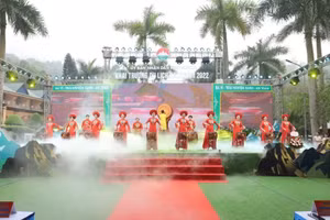 Khai trương du lịch Ba Vì năm 2022 (Ảnh TL).