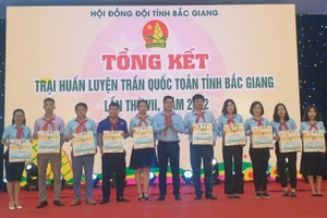 Đồng chí Giáp Xuân Cảnh ghi nhận và đánh giá cao tinh thần, trách nhiệm tham gia của các học viên.