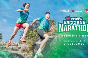 Giải Marathon “Bước chạy tới đỉnh thiêng” khai mạc vào rạng sáng  7/5.