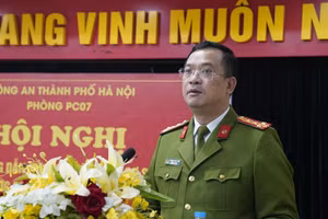 Đại tá Phạm Trung Hiếu, Trưởng phòng Phòng Cảnh sát Phòng cháy chữa cháy và cứu nạn cứu hộ (Công an thành phố Hà Nội) phát biểu.
