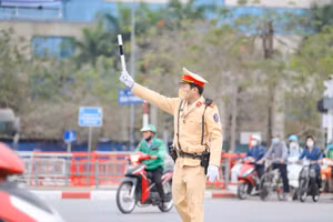 Lực lượng CSGT Thủ đô ra quân sáng 21/3.