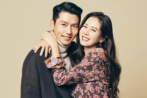 Hyun Bin và Son Ye Jin nảy sinh tình cảm sau khi hợp tác trong Cuộc đàm phán sinh tử. Ảnh: Naver.