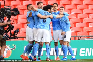 Đánh bại Tottenham, Man City vô địch Cúp Liên đoàn Anh