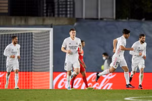 Hòa thất vọng Sevilla, Real Madrid mất quyền tự quyết trong cuộc đua vô địch La Liga