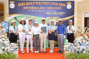 Các golfer tham gia giải đấu