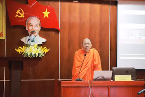 Nhà sư Khmer bảo vệ thành công luận án Tiến sĩ