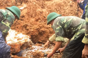 Tìm thấy thi thể nạn nhân tại hiện trường.