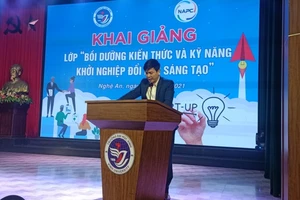 ThS. Đoàn Văn Minh, Phó Giám đốc Trung tâm khai mạc chương trình.