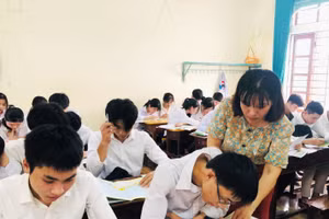 Tăng cường ôn thi cho học sinh cuối cấp.