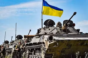 Lực lượng Ukraine.