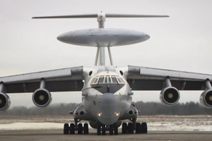 Một chiếc Beriev A-50 của Nga diễn tập tại Căn cứ Không quân Machulishchy gần Minsk, Belarus, ngày 3/3. (Ảnh: AP)