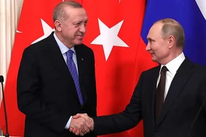 Tổng thống Nga Vladimir Putin và người đồng cấp Thổ Nhĩ Kỳ Recep Tayyip Erdogan.