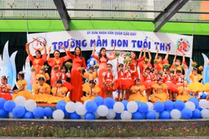 Lễ khai giảng đầu tiên tại trường mầm non Tuổi Thơ ở quận Cầu Giấy