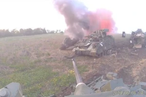 Video xe bọc thép Bradley của phương Tây bị phá hủy