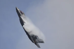 Tiêm kích tàng hình F-35